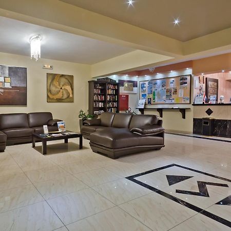 Socrates Hotel Apartments Karpathos Bagian luar foto