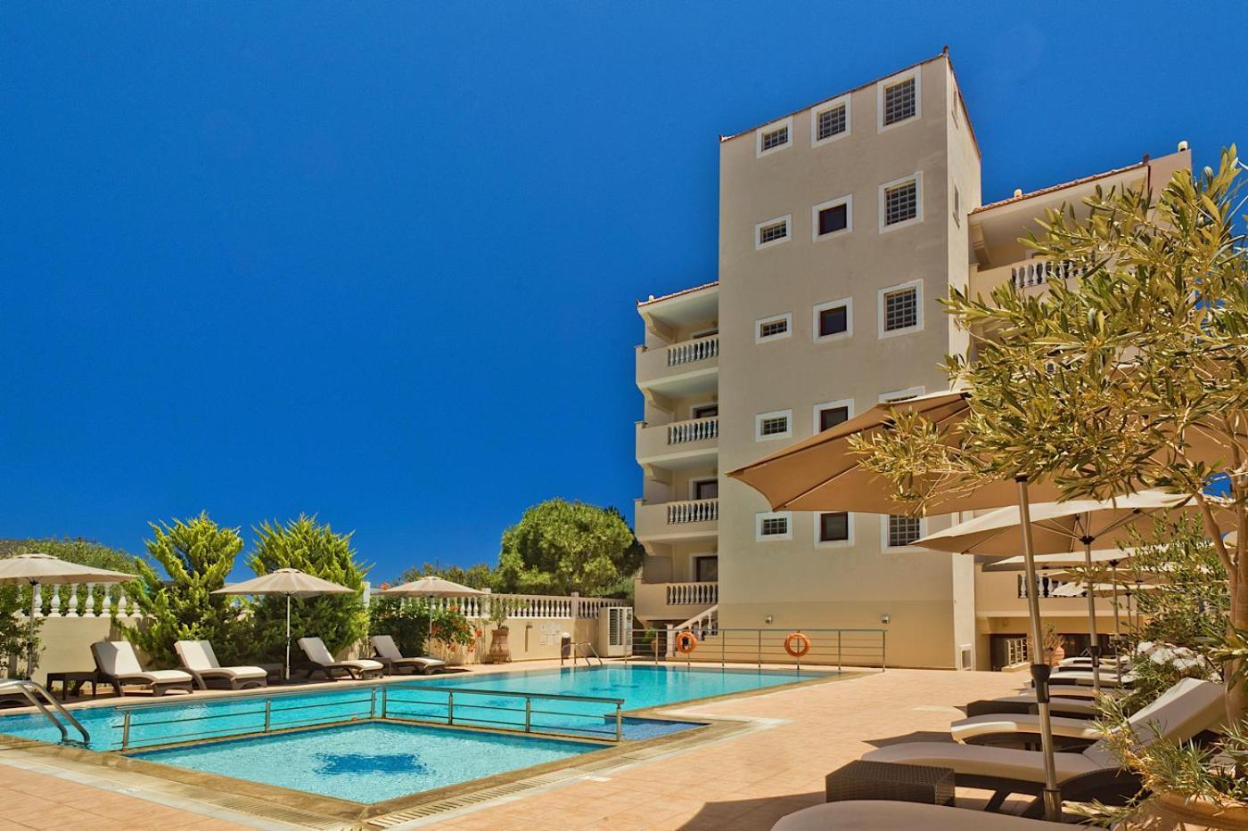 Socrates Hotel Apartments Karpathos Bagian luar foto