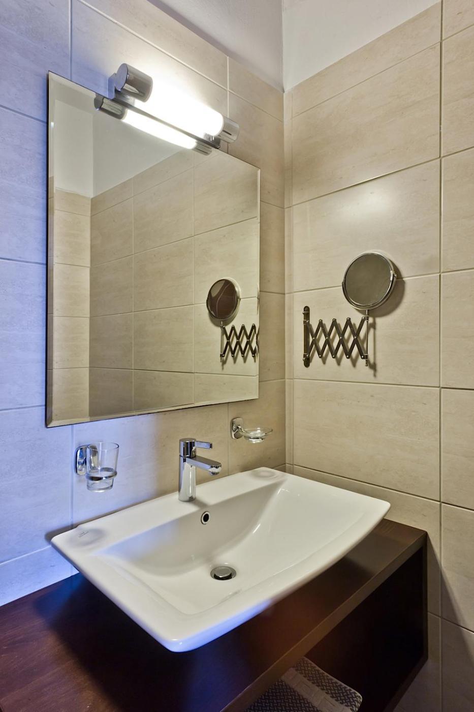 Socrates Hotel Apartments Karpathos Bagian luar foto